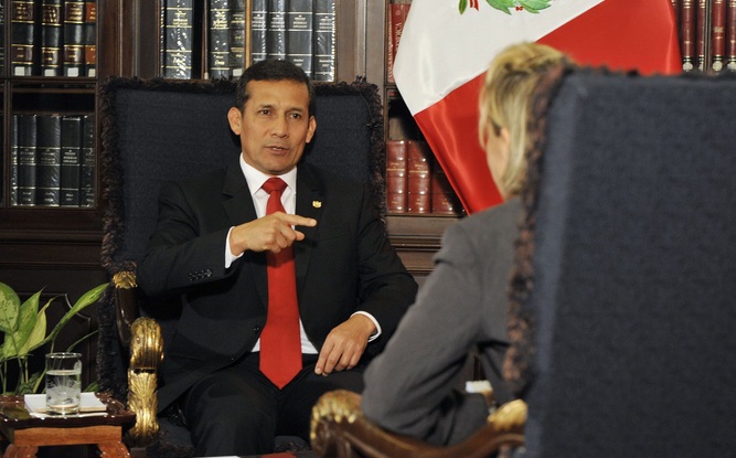  Humala: “En este gobierno nadie tiene corona, ni siquiera mi familia”