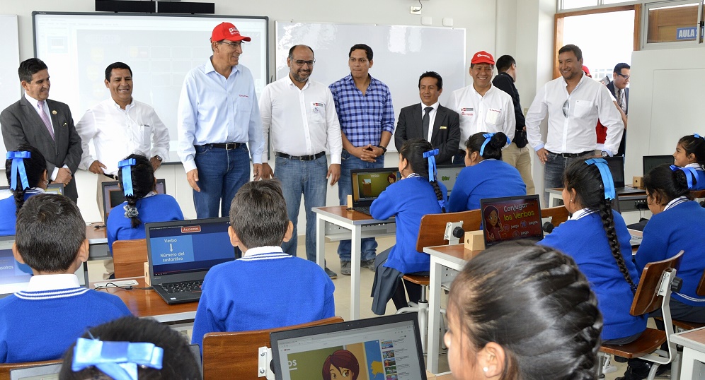 Víctor Larco: presidente Vizcarra recorrió moderno colegio Santa Edelmira