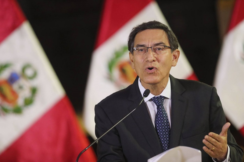 Presidente Vizcarra tomará juramento a Ministros de Estado al mediodía