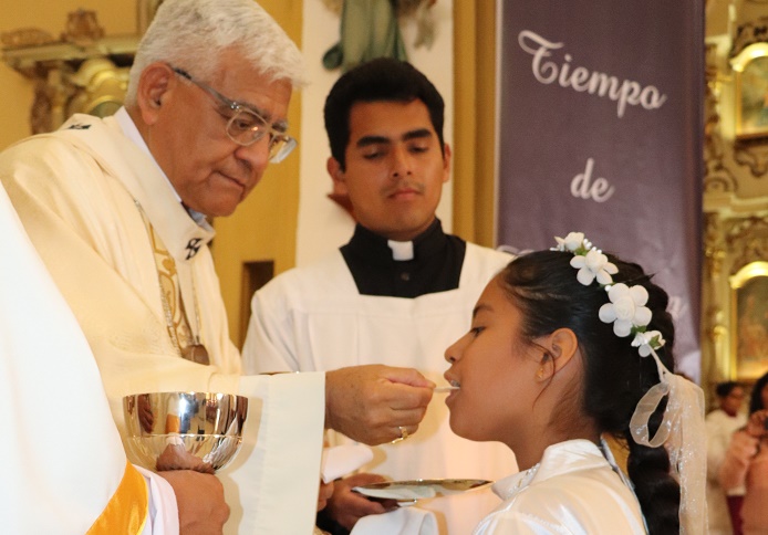 Trujillo: miles de niños recibieron la  Primera Comunión