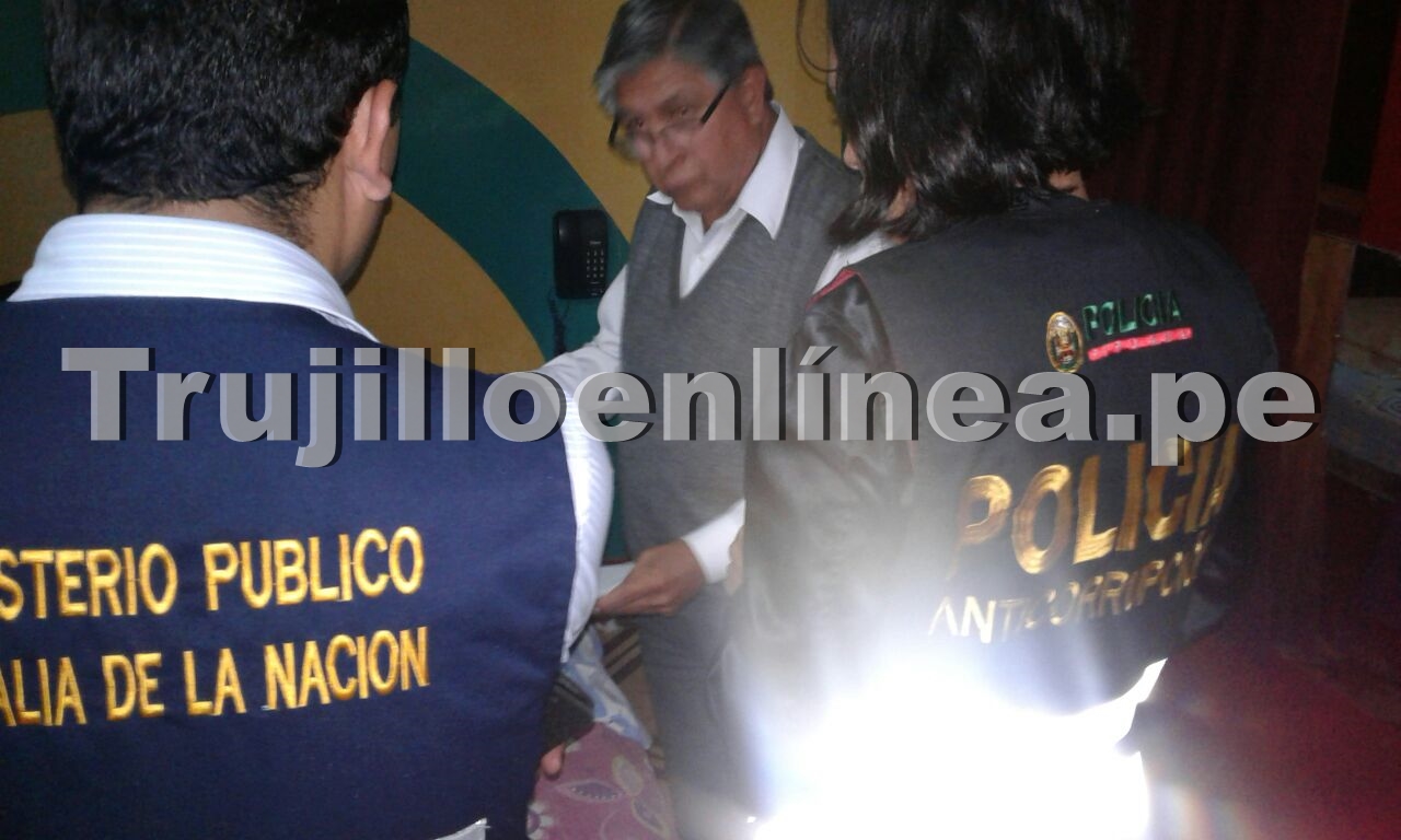 Intervienen a docente de la UNT cuando extorsionaba a alumna en un hotel