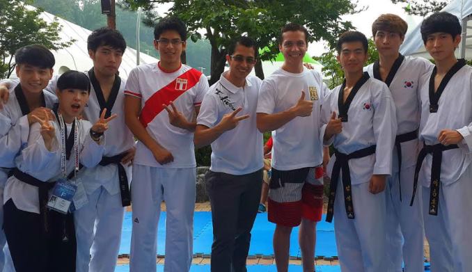 Docente de la UCV destaca en curso mundial y campeonato de Taekwondo en Corea del Sur