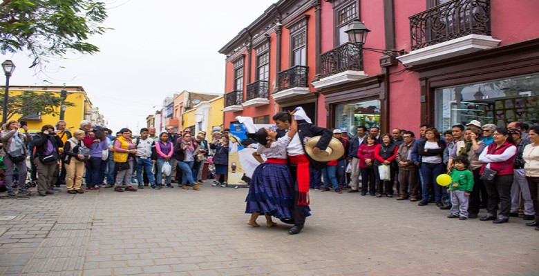 Más de 10 mil trujillanos participan en el programa “Marinera para todos”