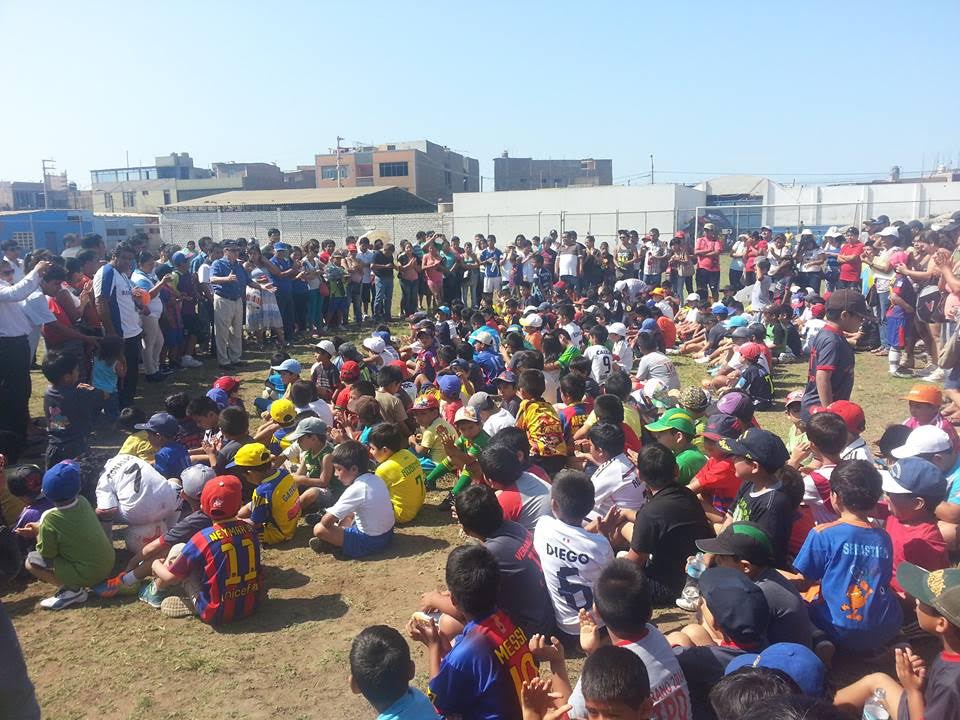 Aperturan programa gratuito de deporte para niños en Trujillo