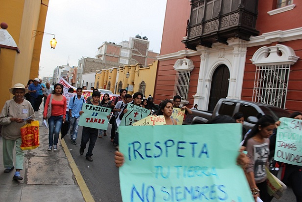 Trujillanos se movilizan en contra del proyecto minero Tía María