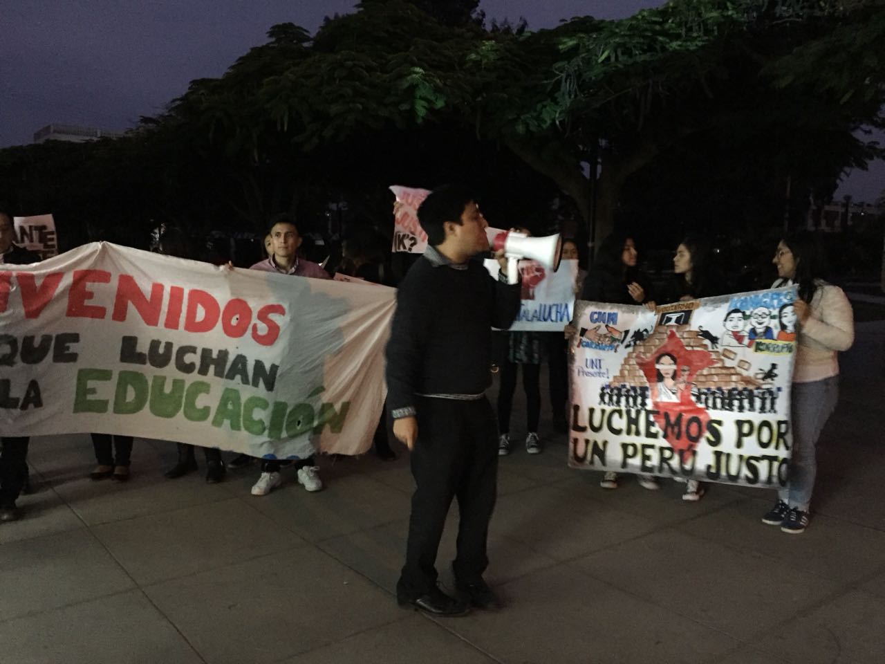 Estudiantes de la UNT quieren renuncia de presidente de CNM