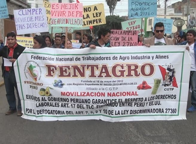 Protestan contra congresistas de Fuerza Popular por apoyar extensión de Ley Agraria