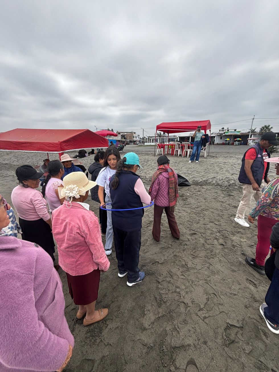 Trujillo: adultos mayores participaron en paseo gratuito a Puerto Morín organizado por la MPT