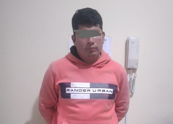 Policía detecta brevete falso y detiene a motociclista en Florencia de Mora 