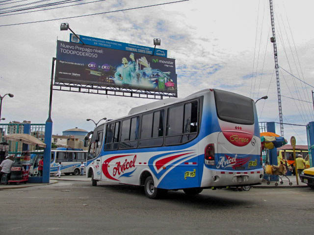 Transportistas del terminal Santa Cruz todavía no tienen a dónde reubicarse