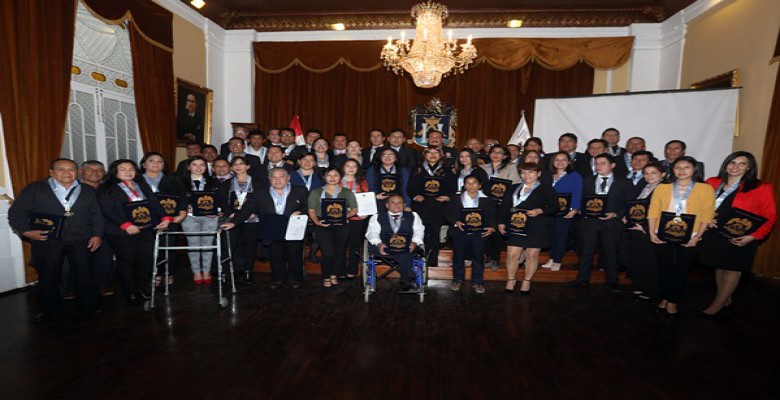 Trujillo: reconocen a trabajadores de la MPT con mayor tiempo de servicio