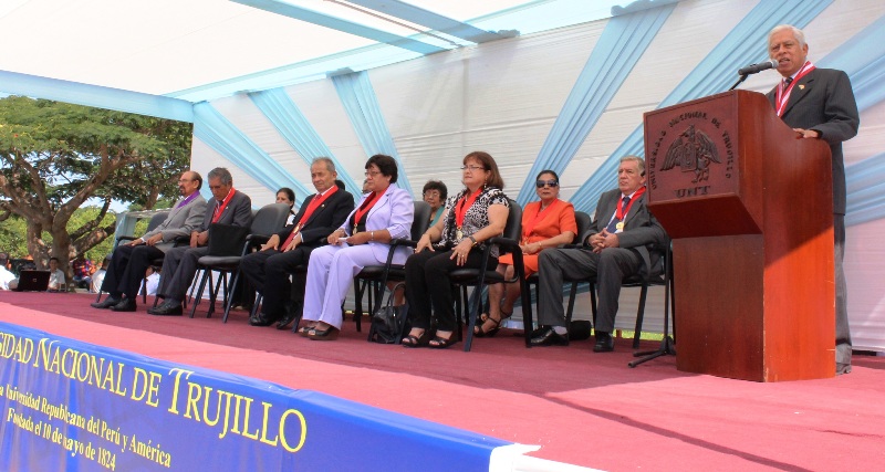 Rector de la UNT anuncia reingeniería administrativa y académica
