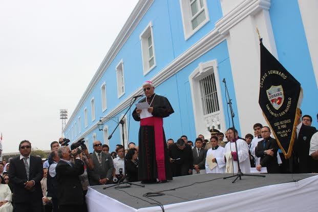 Inauguraron moderna infraestructura del remozado Colegio Seminario