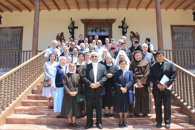Invitan a fieles a participar en la vigilia de oración por el “Año de la Vida Consagrada”