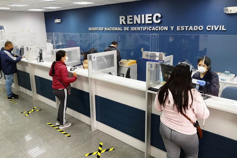 Reniec suspende atención en regiones clasificadas con nivel extremo