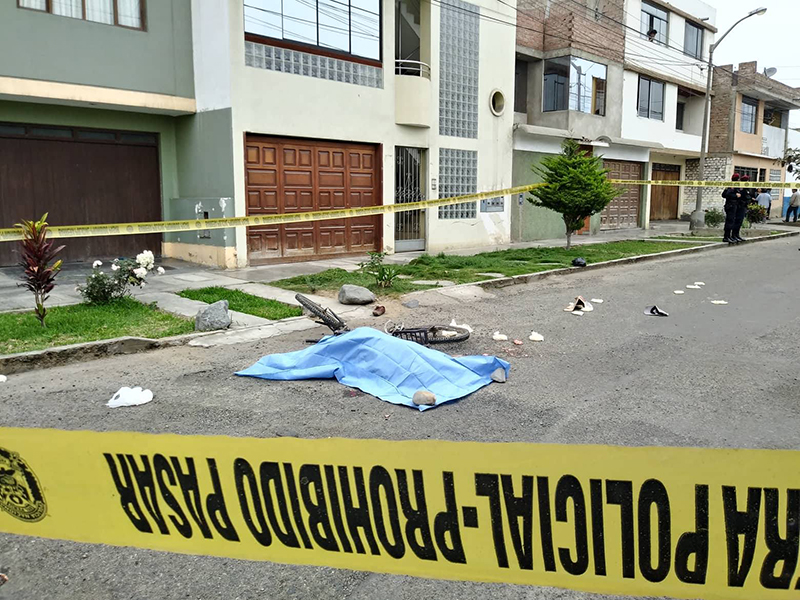 Repartidor de quesos muere atropellado por camión en urbanización Los Jardines