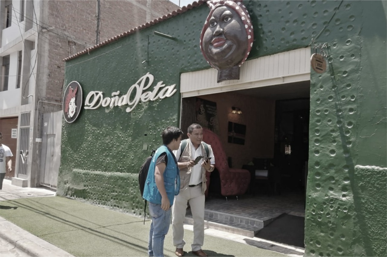 Trujillo: conocido restaurante Doña Peta no deja que fiscalizadores de salud revisen sus instalaciones