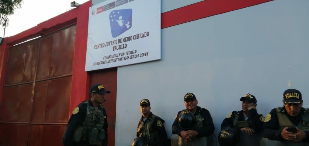 Retienen a cuatro adolescentes que escaparon de la ex Floresta