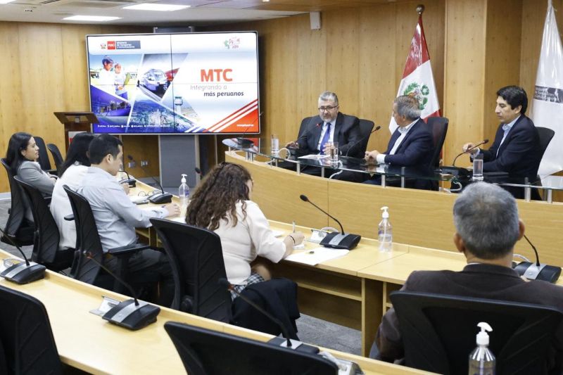 Ministerio de Cultura y Ministerio de Transportes coordinan acciones para proteger complejo arqueológico Chan Chan