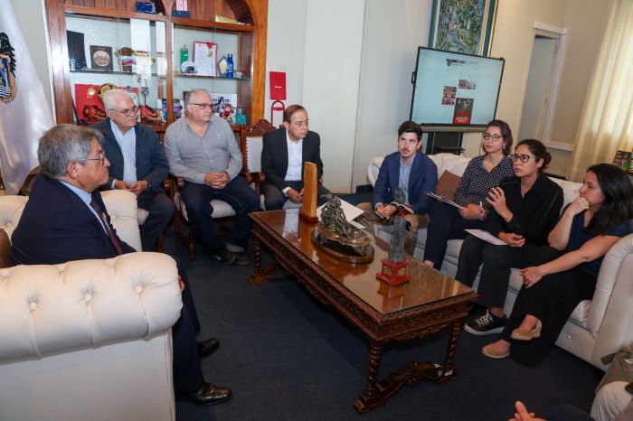 Articulan esfuerzos para modernizar el transporte público en Trujillo