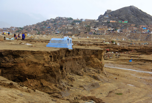 Reubicarán 4000 cadáveres de cementerio Mampuesto