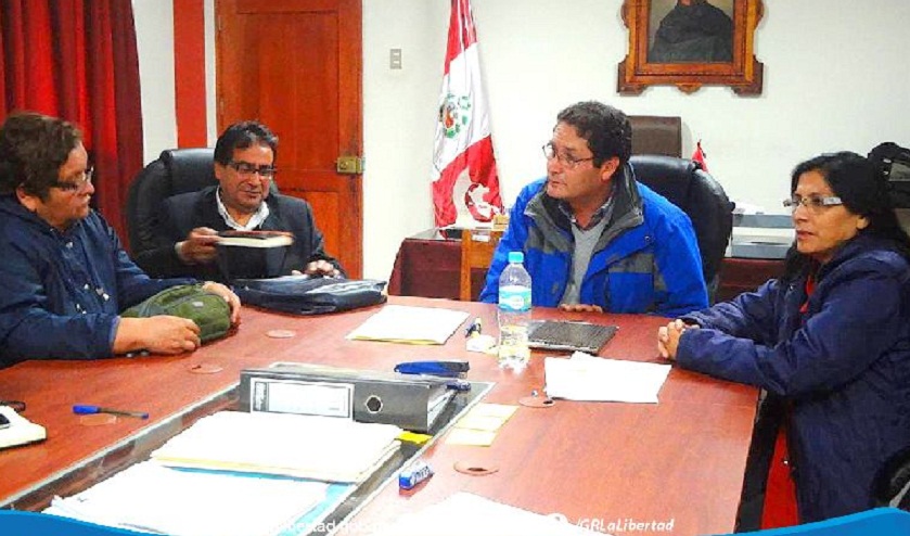 Alcaldes de la sierra liberteña se comprometen a trabajar para erradicar la pobreza