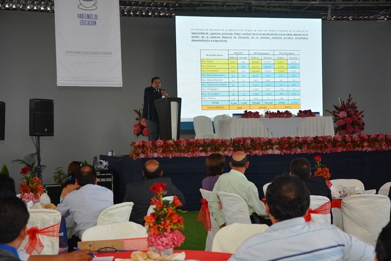 Directores de colegios de Trujillo se reunieron en el foro “Hablemos de Educación”