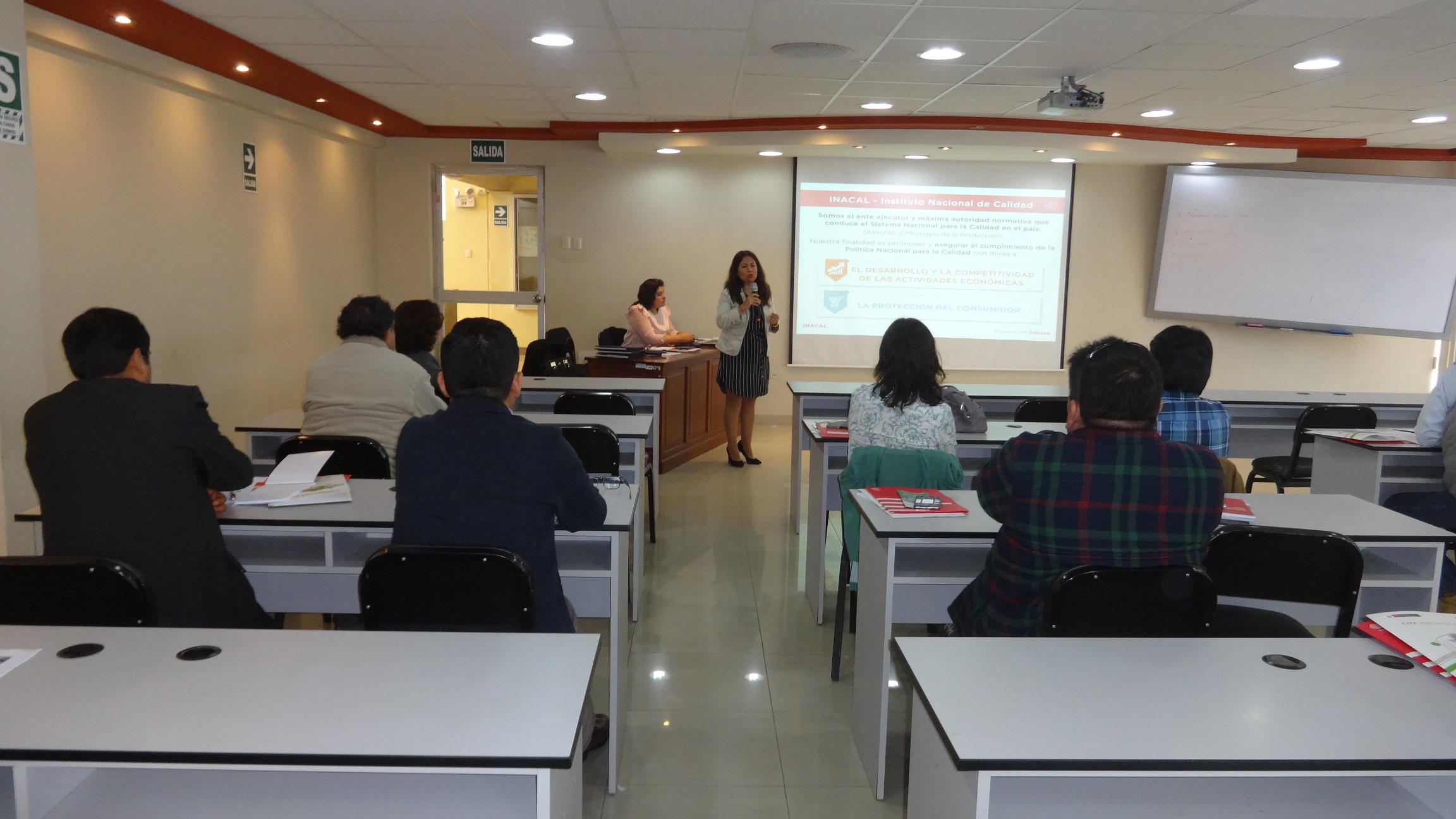 La Libertad: instituciones aliadas para conformación del Subcomité Técnico de Normalización de Arándanos