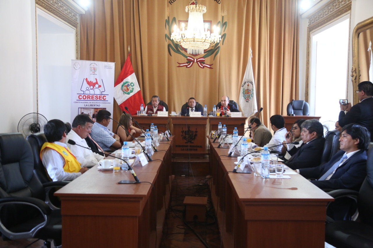 Autoridades del Coresec La Libertad coordinan acciones para fortalecer lucha contra la delincuencia