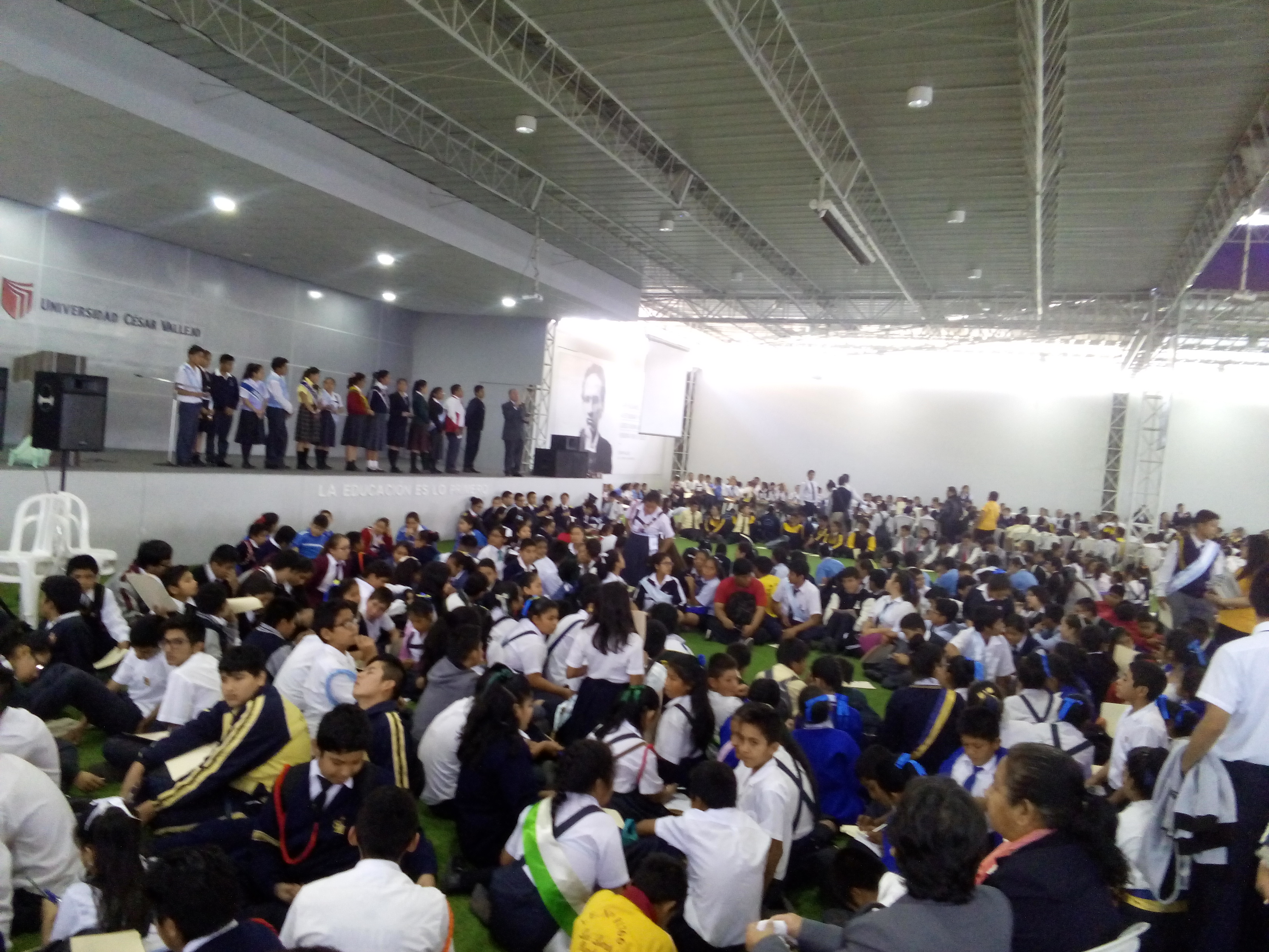 Más de 1600 menores de La Libertad participaron en sesión del Consejo Regional de Alcaldes Escolares