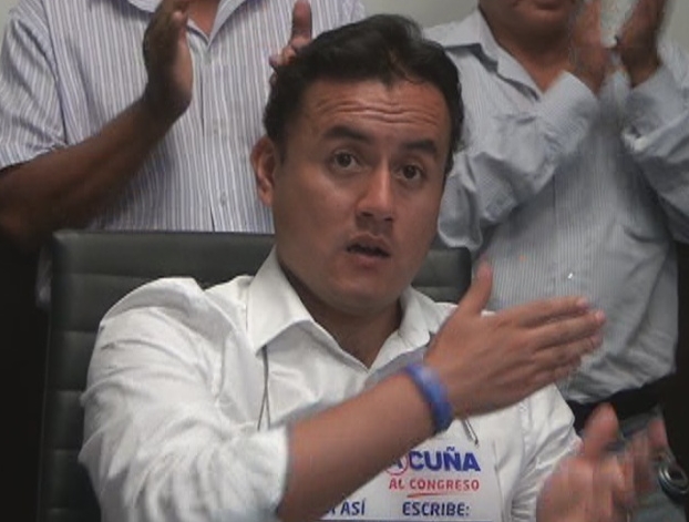 Otra vez ponen en peligro la inmunidad parlamentaria de Richard Acuña