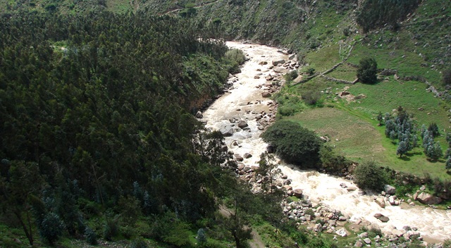 La ANA monitorea calidad del agua en la cuenca del río Moche