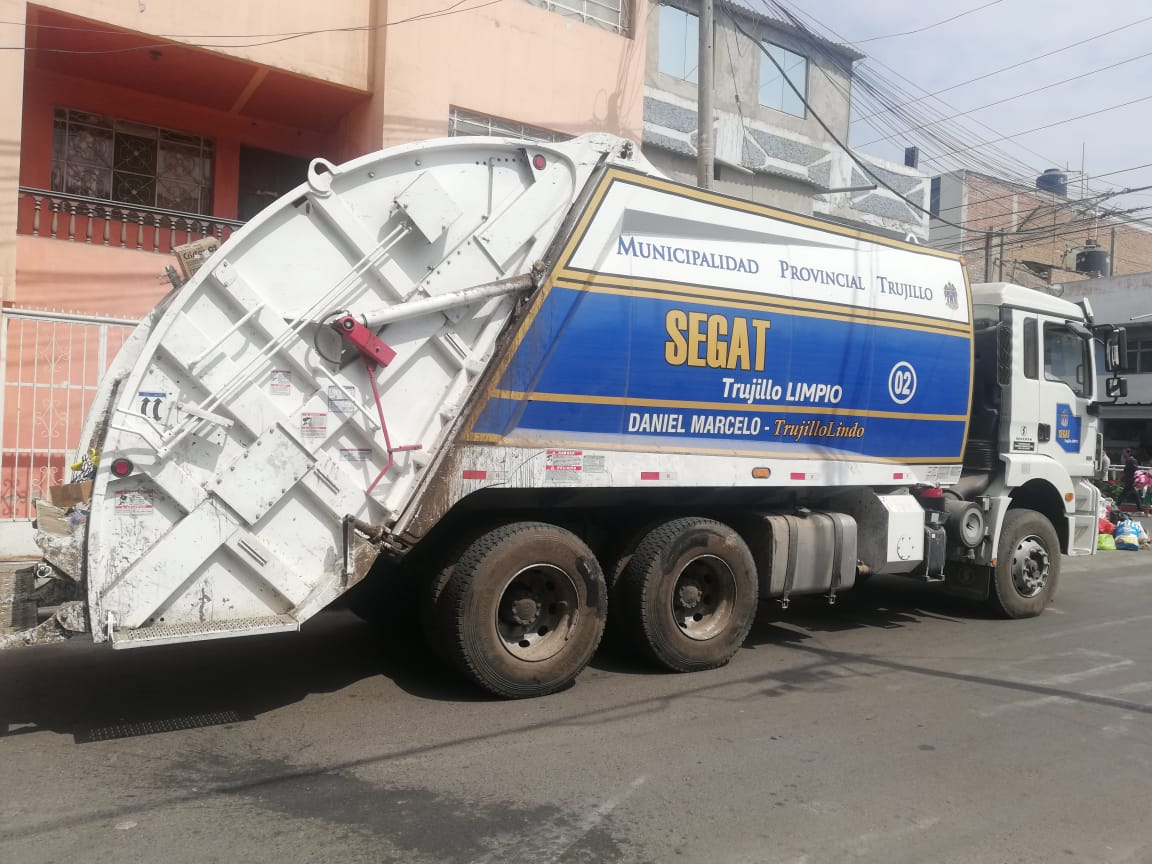 Trujillo: roban autopartes de compactadora del Segat mientras operarios desayunaban