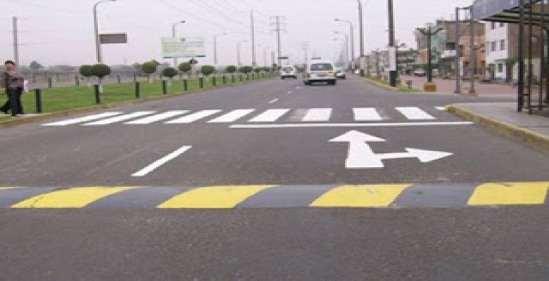 Rectifican “rompemuelles”  anti técnicos construidos en varias arterias de Trujillo