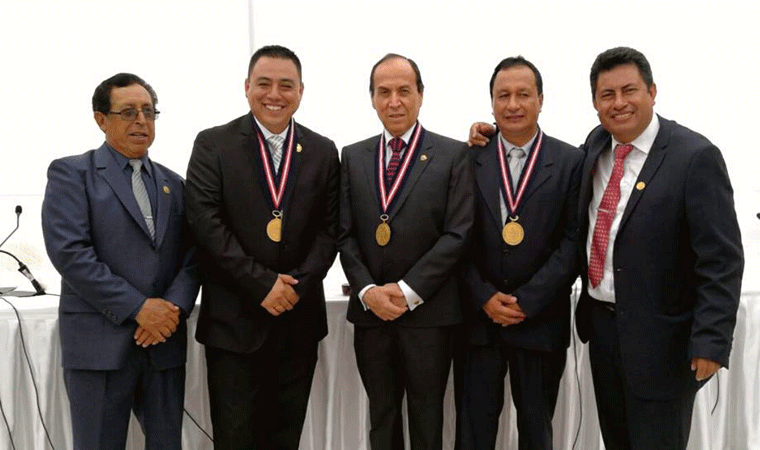 La Libertad: juramenta mesa directiva del consejo regional