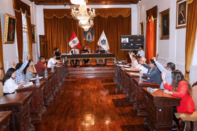 Trujillo: en sesión de concejo acordaron pedir intervención de la Fiscalía y Contraloría al Segat