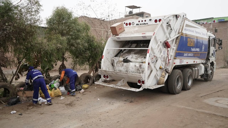 Segat anuncia multas para quienes saquen su basura fuera de horario