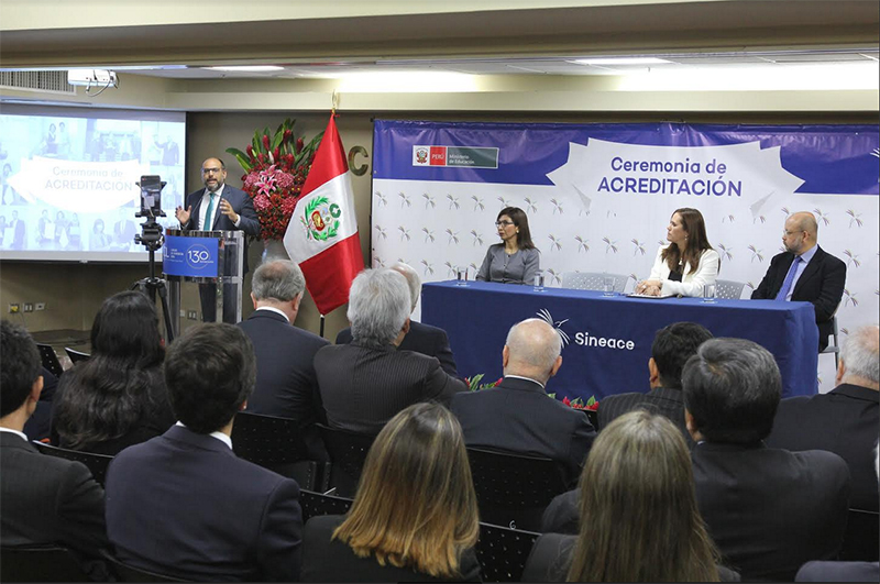 Ministro de Educación y Sineace entregan "sello de la calidad" a 37 carreras de educación superior