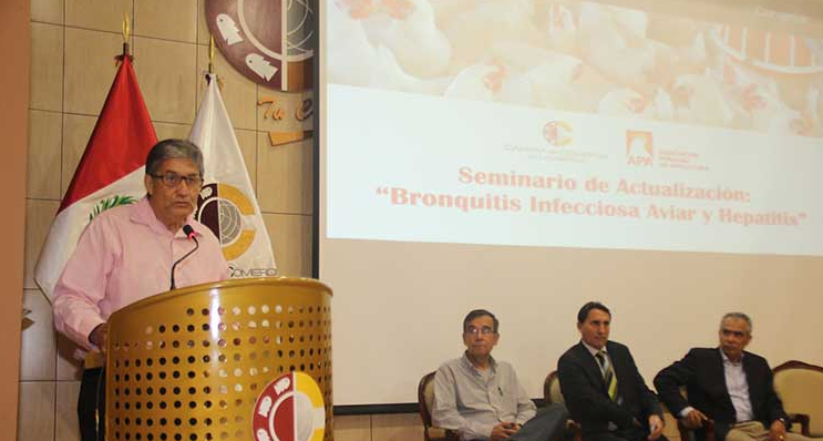 Trujillo: capacitan a empresarios avícolas sobre enfermedades aviares