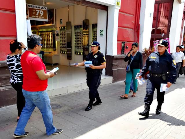  Serenos de Trujillo apoyan en campaña de difusión por el FEN