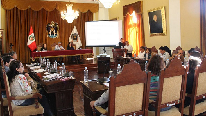 Se arma guerra entre regidoras en la comuna trujillana