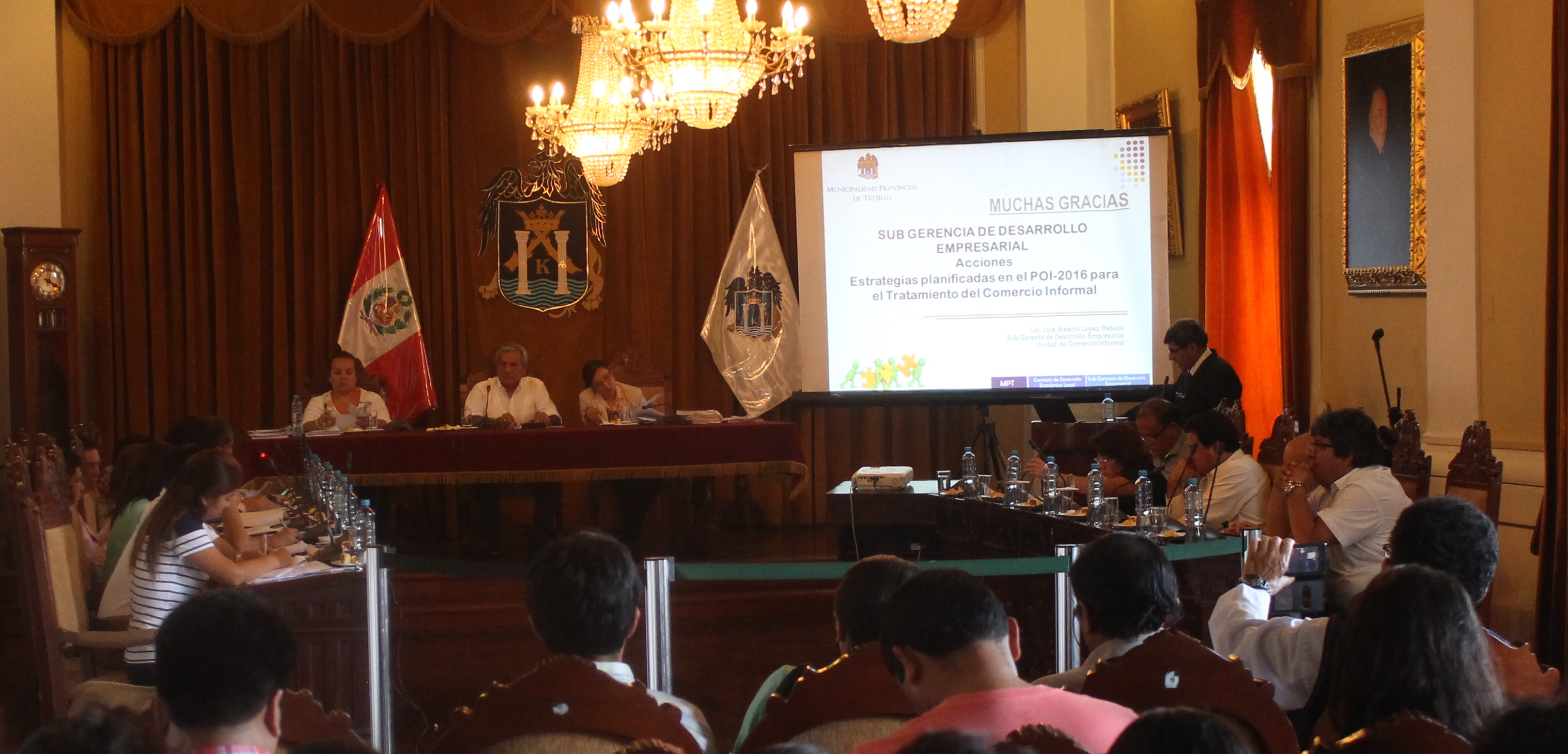 Regidores provinciales dejan con la palabra en la boca a gerente del Segat