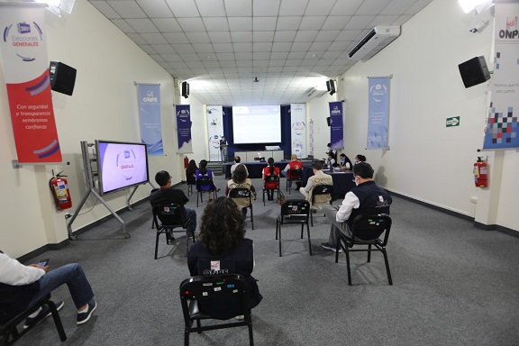 ONPE realizó simulacro oficial del sistema de cómputo de resultados
