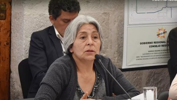 Bancadas piden sesión para cambiar a titular de Mesa de Mujeres Parlamentarias, María Agüero 