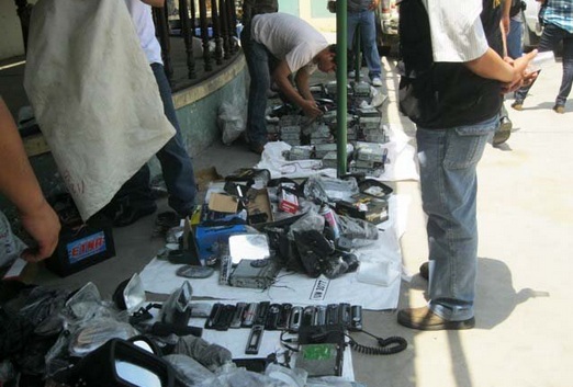 Más de 300 autopartes robados y accesorios decomisan en “Tacorita” 