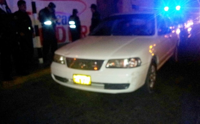 Detienen a técnico del Ejército cuando manejaba su auto en estado de ebriedad