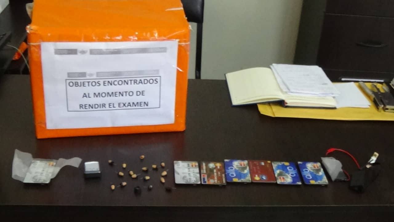 Trujillo: Sujetos son sorprendidos haciendo fraude en examen para tramitar licencias de conducir