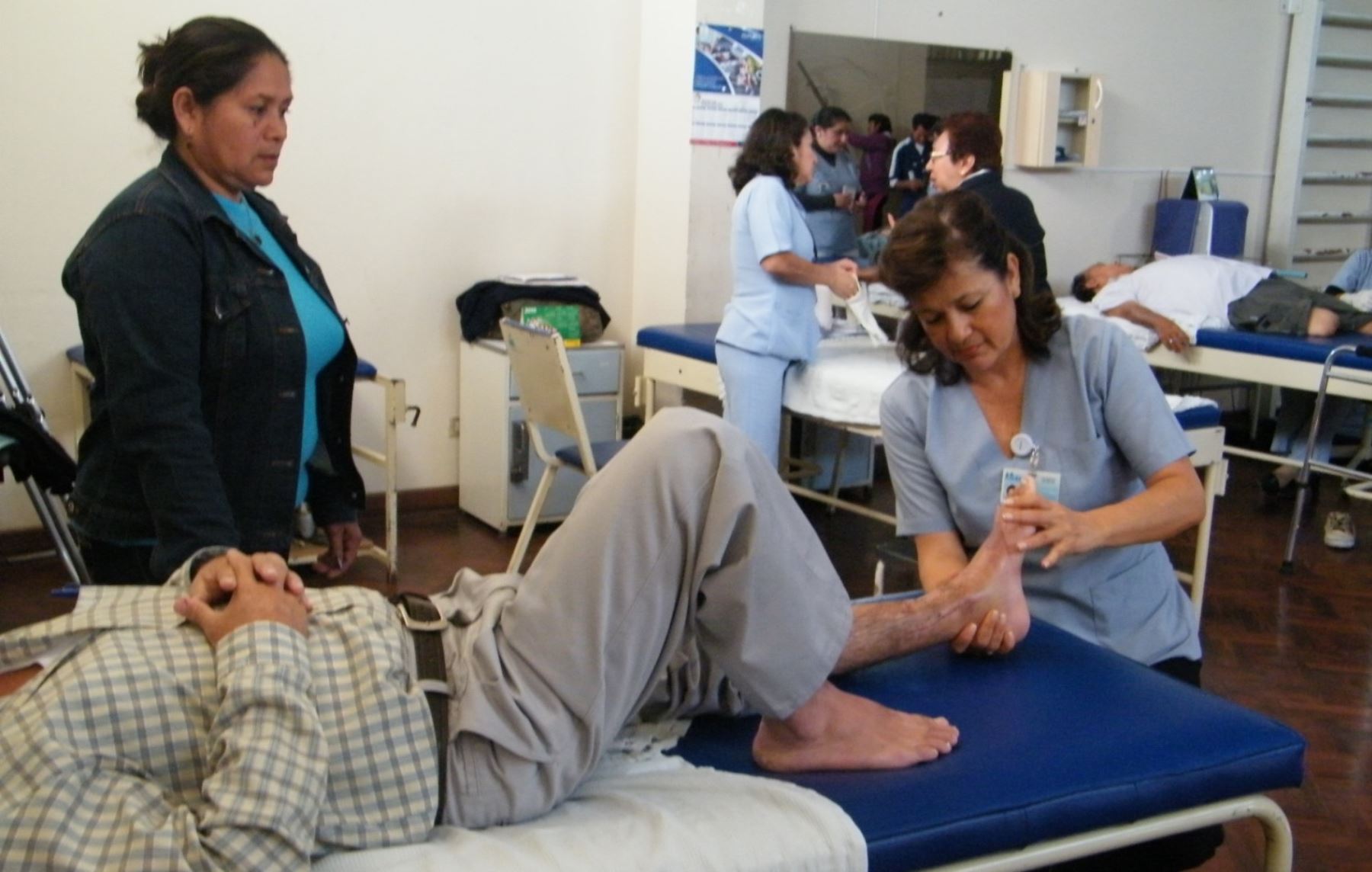 Sunedu evaluará carrera de Medicina en universidades peruanas