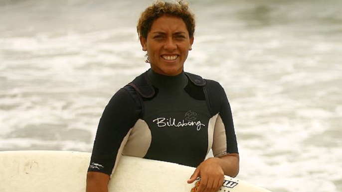 Surfista peruana Analí Gómez avanza en los Juegos Bolivarianos de Playa