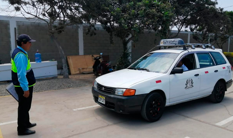 Más de 10 000 taxis todavía no renuevan su TUC en Trujillo